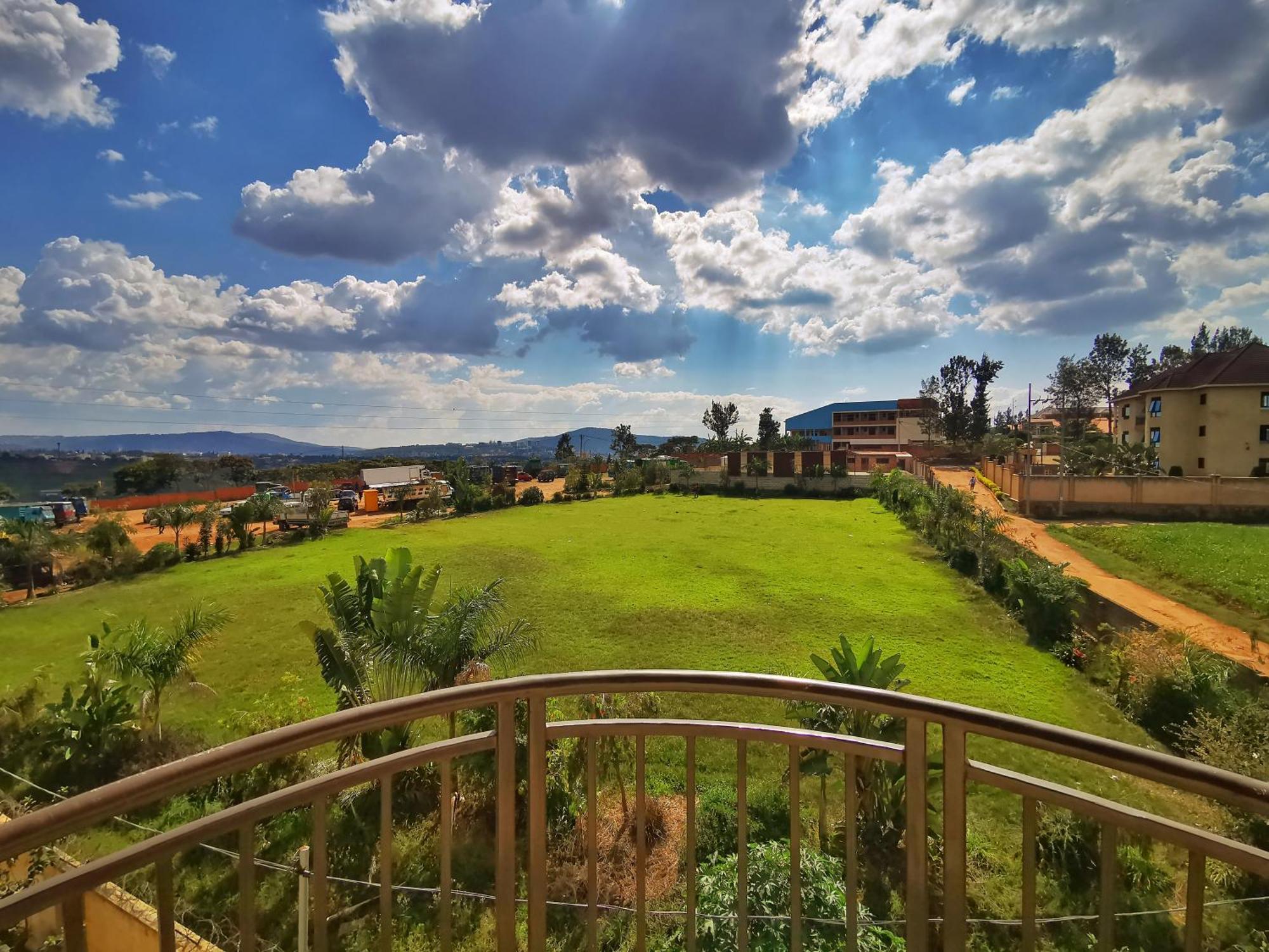 Peponi Living Spaces Kigali Buitenkant foto